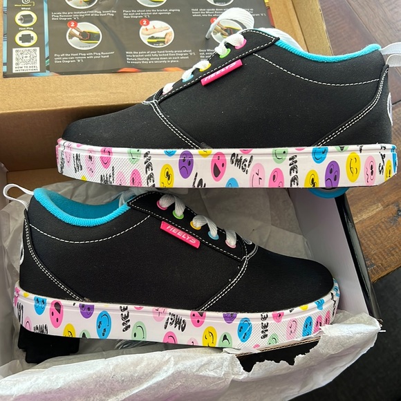 Heelys Kids Pro 20 Prints Black Multi Faces - Picture 1 of 4